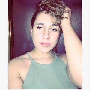 Meet your Posher, Abigail